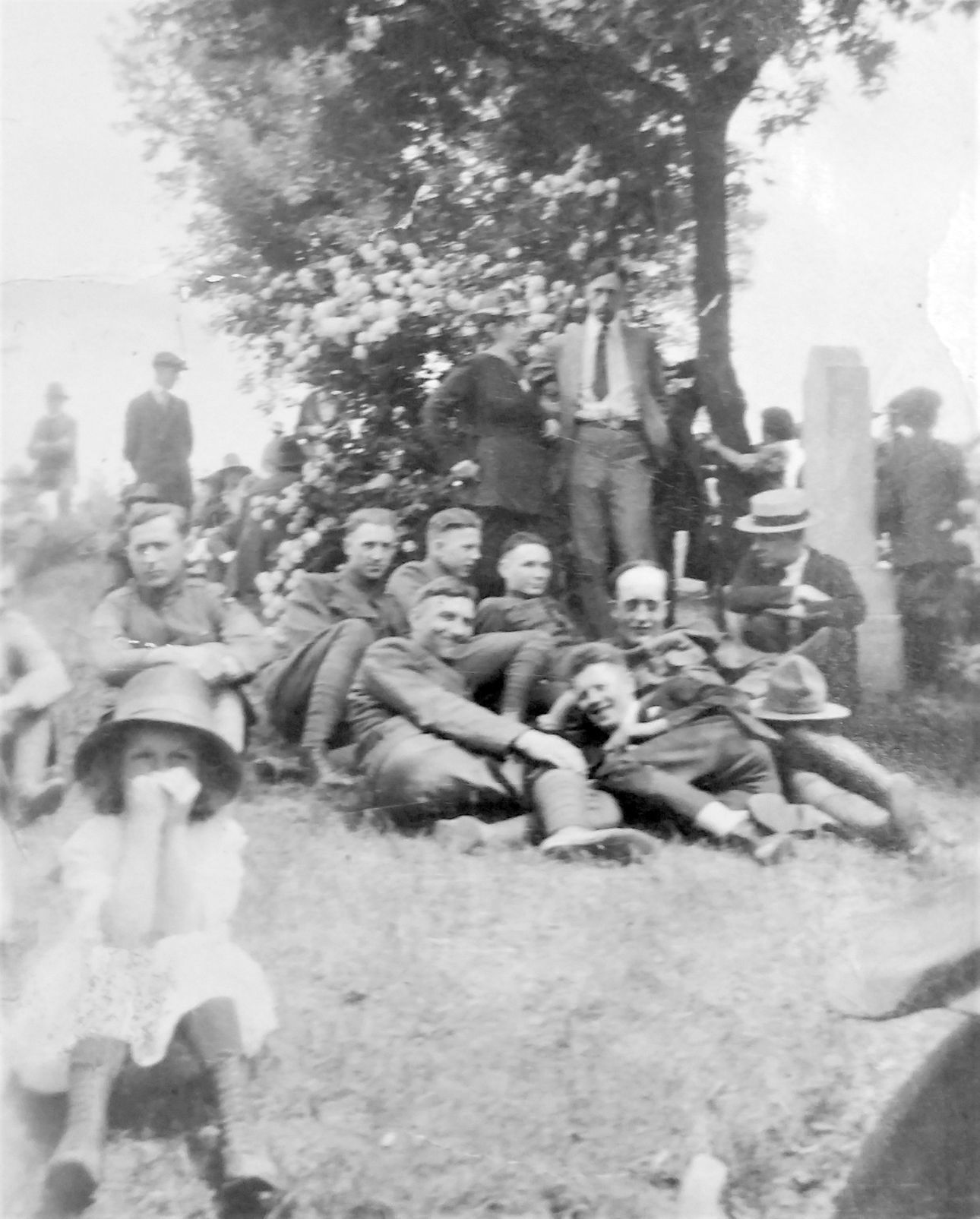 Floyd GAR grave decoration